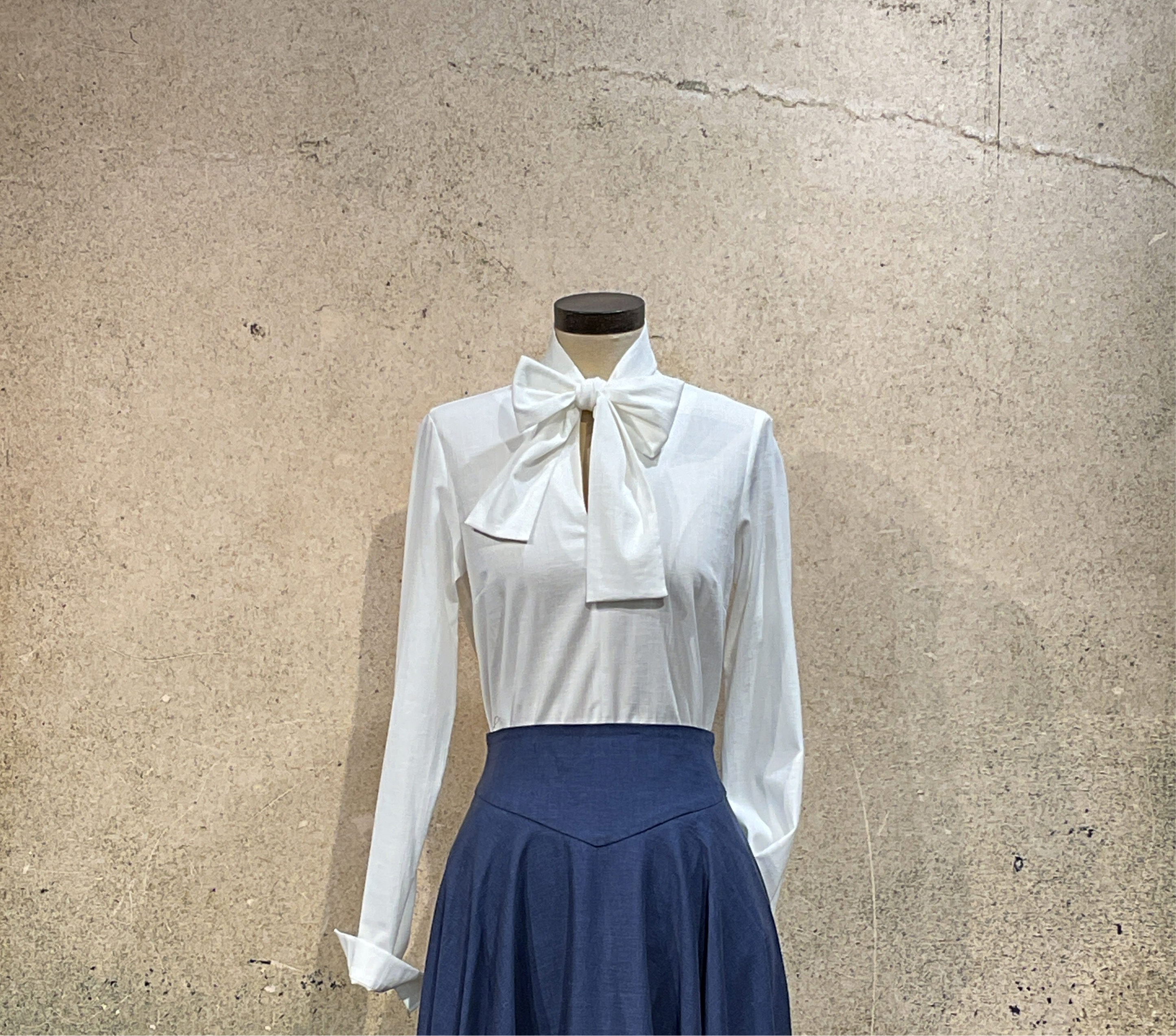 FEMKIT BLUSE C.Y.N.T.H.I.A