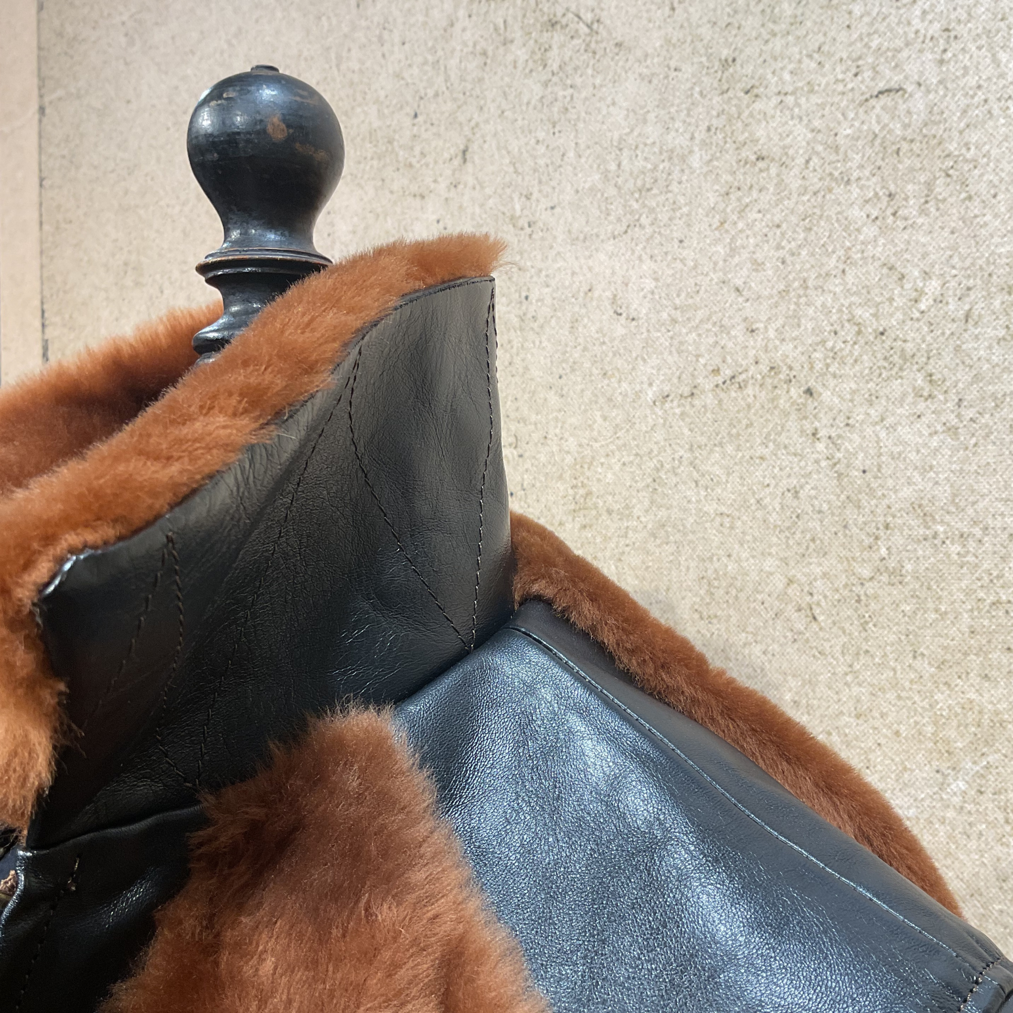 Shangri-la “Varenne” Black Horsehide Grizzly Jacket